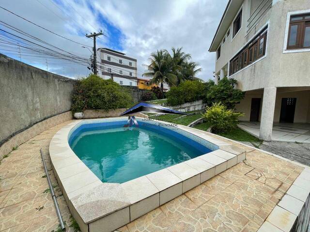 Casa para Venda em Salvador - 4