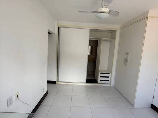Apartamento para Venda em Salvador - 5