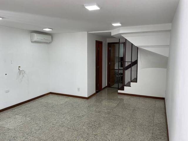 #JH0525008 - Casa para Venda em Salvador - BA